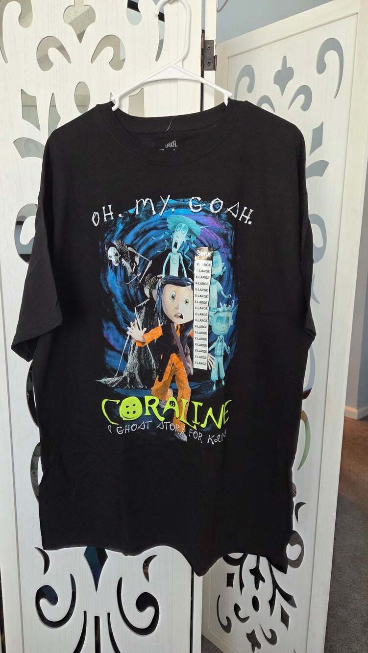 Coraline Oh My Gosh Graphic T-Shirt XL LAIKA Movie Tee Ghost Story NWT Black